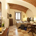 La Corte Albertina 布拉