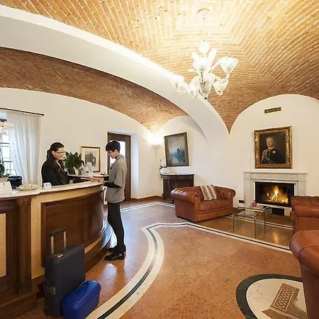 Hotel La Corte Albertina Bra