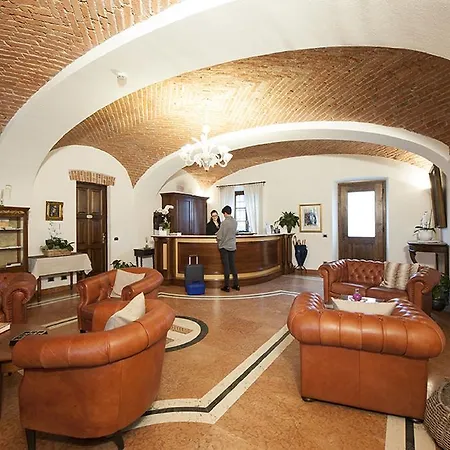 La Corte Albertina 3* Bra