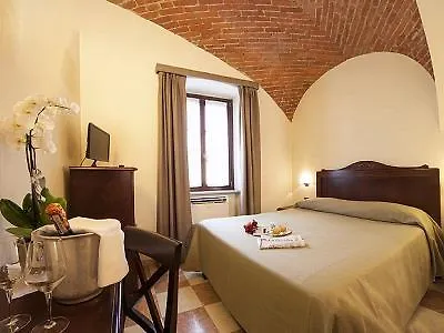 Szálloda La Corte Albertina Bra